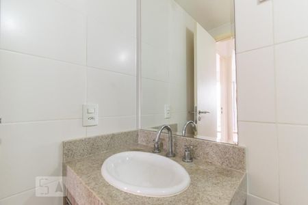 Apartamento à venda com 76m², 2 quartos e 1 vagaBanheiro Social