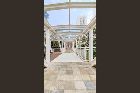 Apartamento à venda com 76m², 2 quartos e 1 vagaEntrada