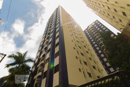 Apartamento para alugar com 80m², 3 quartos e 2 vagasFachada