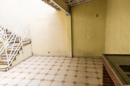 Casa para alugar com 150m², 3 quartos e 5 vagas Casa para alugar com 150m², 3 quartos e 5 vagasQuintal