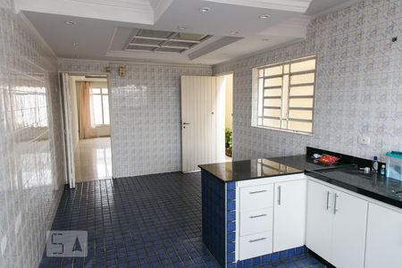 Casa para alugar com 150m², 3 quartos e 5 vagas Casa para alugar com 150m², 3 quartos e 5 vagasCozinha - Torneira