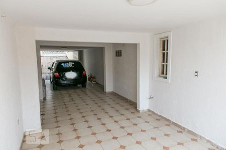 Casa para alugar com 150m², 3 quartos e 5 vagas Casa para alugar com 150m², 3 quartos e 5 vagasGaragem