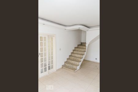 Sala de casa para alugar com 3 quartos, 150m² em Vila Mazzei, São Paulo