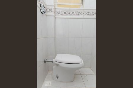Lavabo de casa para alugar com 3 quartos, 150m² em Vila Mazzei, São Paulo