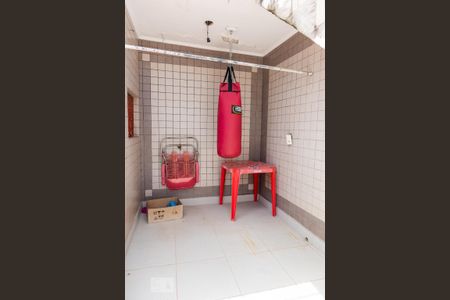 Casa à venda com 140m², 4 quartos e 2 vagasÁrea comum