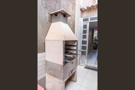 Casa à venda com 140m², 4 quartos e 2 vagasChurrasqueira