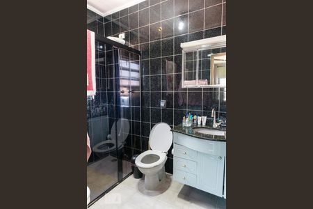 Banheiro da suíte de casa à venda com 4 quartos, 140m² em Vila Medeiros, São Paulo