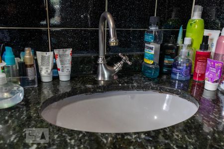 Casa à venda com 140m², 4 quartos e 2 vagasPia