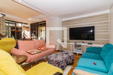 Sala de casa de condomínio para alugar com 4 quartos, 336m² em Nonoai, Porto Alegre