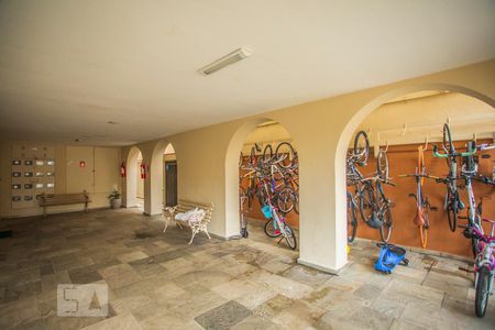 Apartamento à venda com 69m², 2 quartos e sem vagaÁrea comum