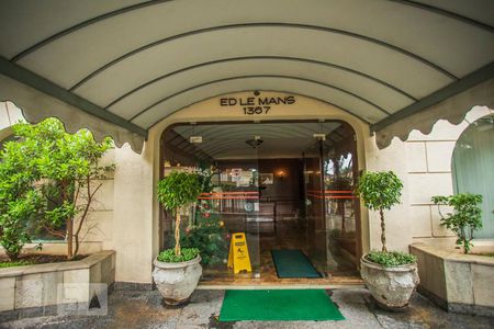 Apartamento à venda com 69m², 2 quartos e sem vagaHall de Entrada