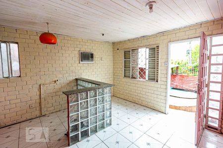Sala/Cozinha de casa para alugar com 2 quartos, 60m² em Morro Santana, Porto Alegre