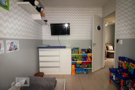 Quarto 1 de apartamento à venda com 2 quartos, 47m² em Mário Quintana, Porto Alegre