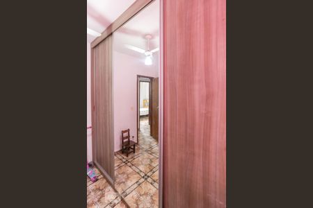 Quarto 1 de casa para alugar com 3 quartos, 65m² em Jardim Leblon, Belo Horizonte