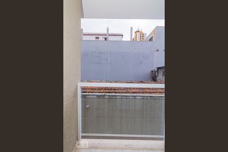 Casa para alugar com 65m², 2 quartos e 1 vaga Casa para alugar com 65m², 2 quartos e 1 vagaVaranda da Suíte 2