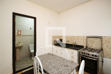Sala/cozinha de casa para alugar com 1 quarto, 43m² em Jardim do Engenho, Cotia