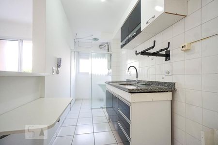 Apartamento para alugar com 65m², 2 quartos e 1 vagaCozinha