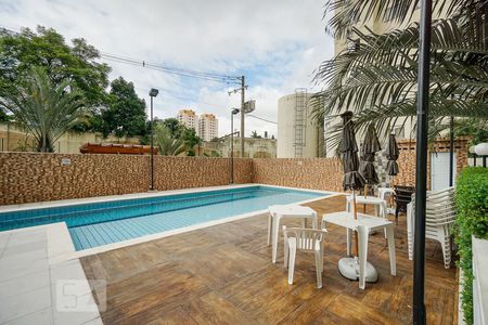 Apartamento para alugar com 65m², 2 quartos e 1 vagaPiscina