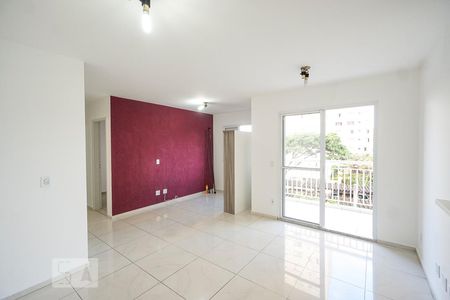 Sala de apartamento para alugar com 2 quartos, 65m² em Vila Piratininga, São Paulo