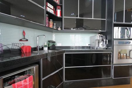 Apartamento à venda com 145m², 1 quarto e 2 vagasCozinha