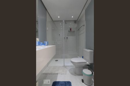 Apartamento à venda com 145m², 1 quarto e 2 vagasBanheiro da Suíte