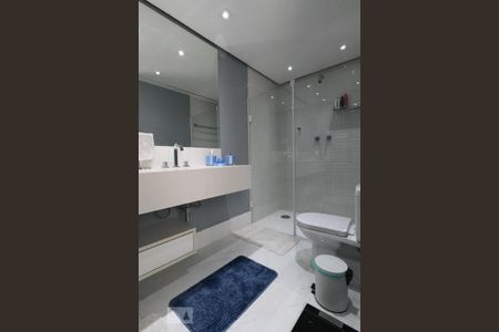 Apartamento à venda com 145m², 1 quarto e 2 vagasBanheiro da Suíte