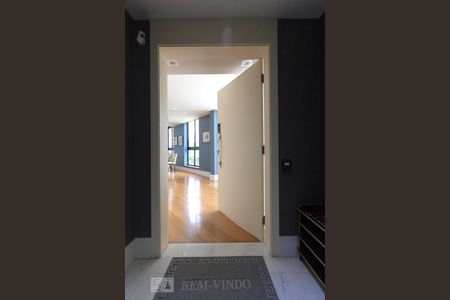 Apartamento à venda com 145m², 1 quarto e 2 vagasHall de Entrada