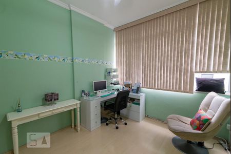 Apartamento à venda com 162m², 4 quartos e 1 vagaQuarto 1