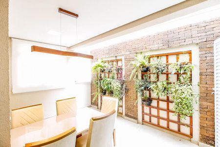 Apartamento para alugar com 58m², 1 quarto e 2 vagasVaranda