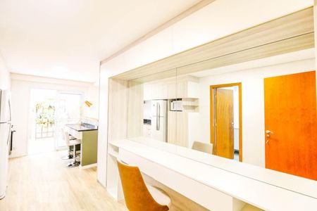 Apartamento para alugar com 58m², 1 quarto e 2 vagasEscritório