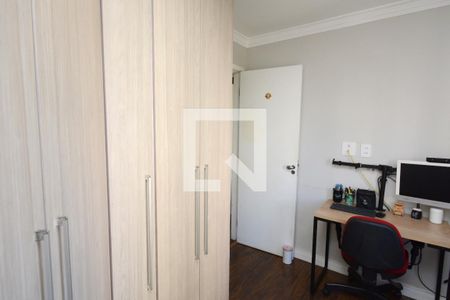 Apartamento à venda com 57m², 2 quartos e 1 vagaQuarto 2