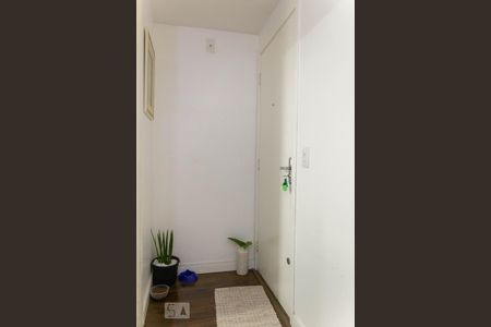 Entrada de apartamento para alugar com 2 quartos, 55m² em Jardim das Flores, São Paulo
