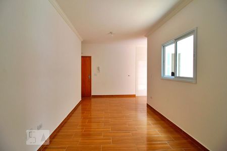 Sala de apartamento para alugar com 2 quartos, 48m² em Vila Eldízia, Santo André