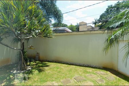 Vista da Sala de casa à venda com 4 quartos, 310m² em Vila Rosália, Guarulhos