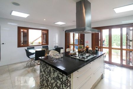 Casa à venda com 250m², 3 quartos e 3 vagasCozinha