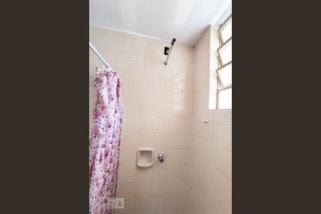 Banheiro de apartamento para alugar com 1 quarto, 35m² em Boa Vista, Novo Hamburgo