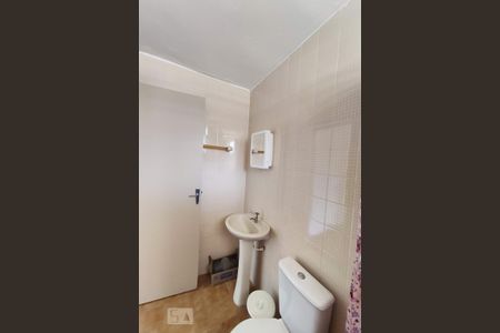 Banheiro de apartamento para alugar com 1 quarto, 35m² em Boa Vista, Novo Hamburgo