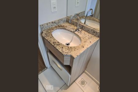 Apartamento para alugar com 58m², 2 quartos e 2 vagasDetalhe Banheiro