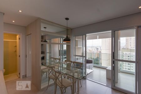 Sala/Cozinha de apartamento para alugar com 1 quarto, 40m² em Cidade Monções, São Paulo