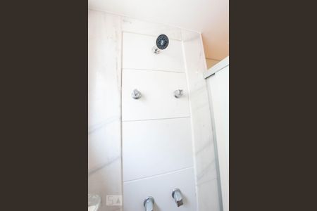 Apartamento à venda com 68m², 2 quartos e 2 vagasBanheiro Social