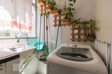 Apartamento à venda com 42m², 2 quartos e 1 vagaCozinha e Área de Serviço