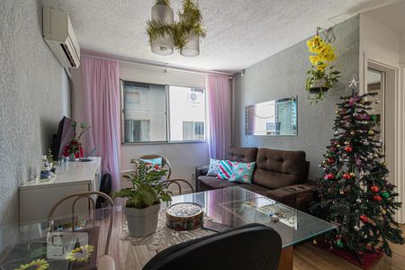 Sala de apartamento à venda com 2 quartos, 42m² em Sarandi, Porto Alegre