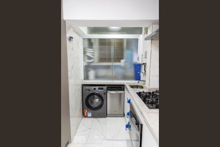 Apartamento à venda com 72m², 3 quartos e 2 vagas Apartamento à venda com 72m², 3 quartos e 2 vagasÁrea de serviço