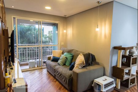 Sala de apartamento para alugar com 3 quartos, 72m² em Jardim Celeste, São Paulo