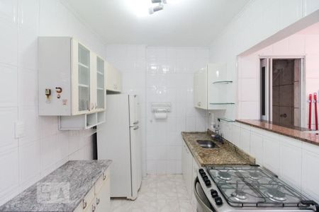 Apartamento à venda com 72m², 2 quartos e 1 vagaCozinha