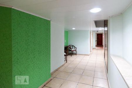 Apartamento à venda com 72m², 2 quartos e 1 vagaHall de entrada