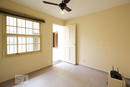 Casa à venda com 200m², 4 quartos e 2 vagasQuarto de Serviço 2