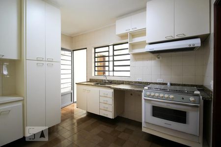 Casa à venda com 200m², 4 quartos e 2 vagasCozinha