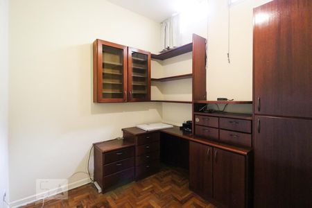 Casa à venda com 200m², 4 quartos e 2 vagasQuarto 2