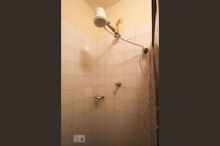 Casa à venda com 200m², 4 quartos e 2 vagasBanheiro de Serviço